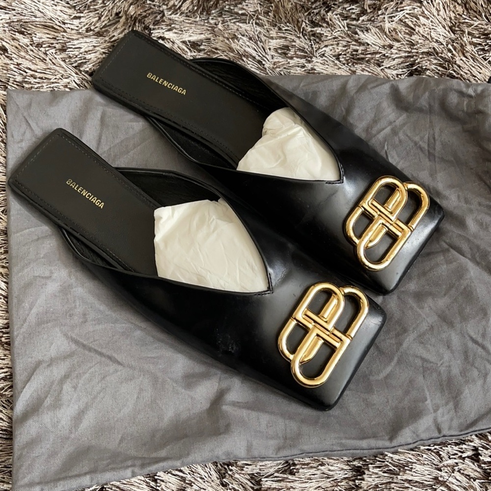 COPY - Balenciaga BB square toe shoes